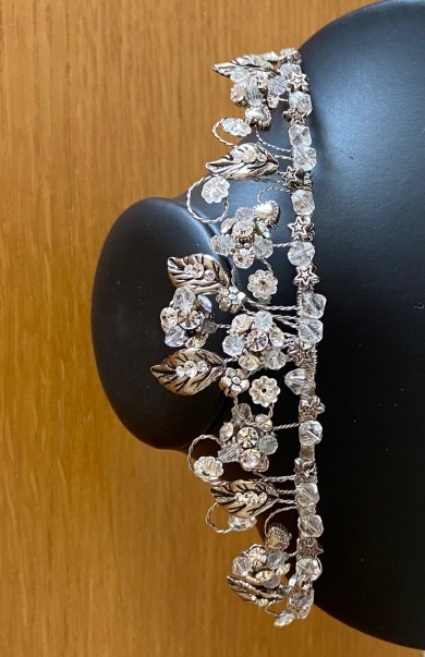 Silver tiara with black 33mm 